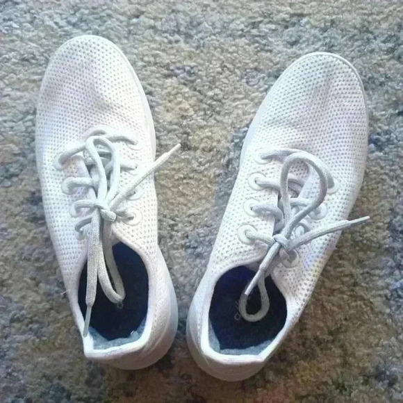 Allbirds Women's White Tree Runner Kaikoura White Sustainable Sneaker 9 - Picture 8 of 16